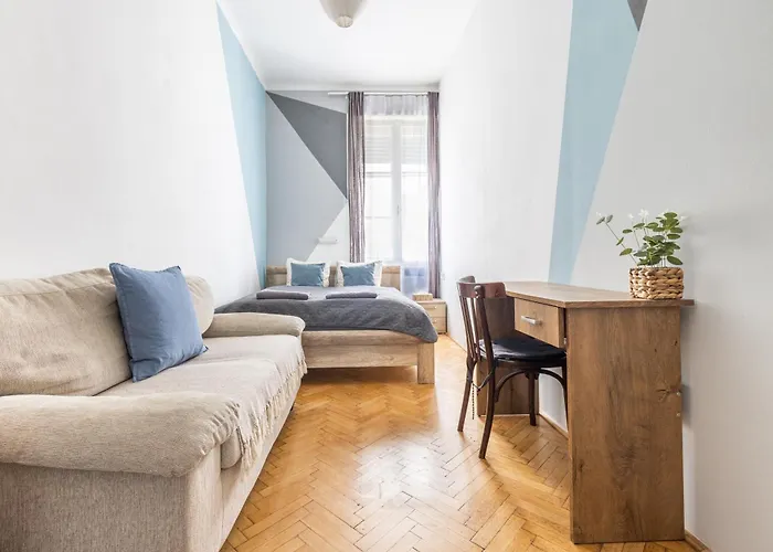Gellerico Rooms At Deak Square